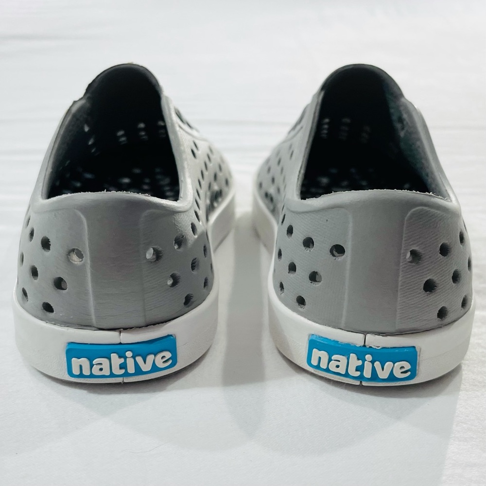 Native Jefferson Shoes Boys 6 C6 Girls Pigeon Grey Water White Toddlers Preppy — image 3 of 4
